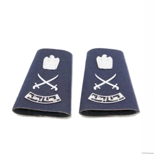 Epaulettes